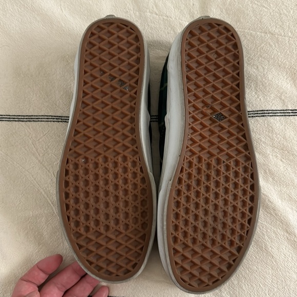 Vans Slip On in Tartan Plaid - Picture 6 of 6